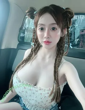  nude photo #0005