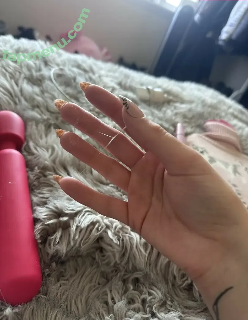 ki666tty nude photo #0073 (ki666ttymeow / purrfectkitty666 / sprinklkitty666)