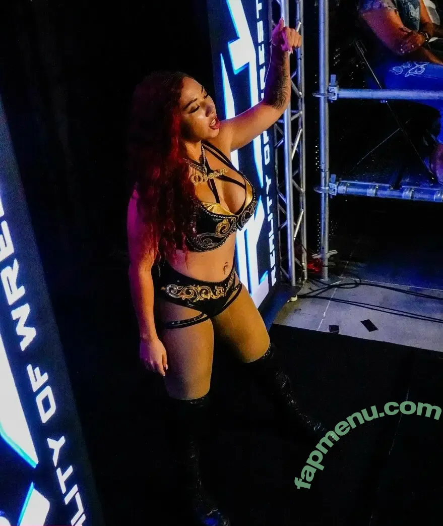 Kiah Dream nude photo #0170 (kiahdream)