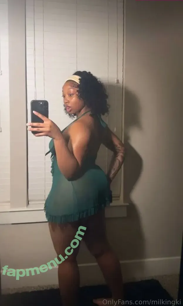 Kiajaamonae nude photo #0011 (milkingki)