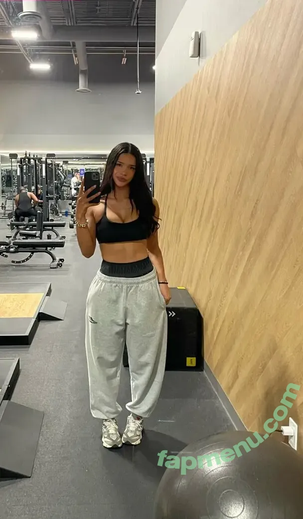 Kiana Dufour nude photo #0136 (Jogadora / kianadufour)