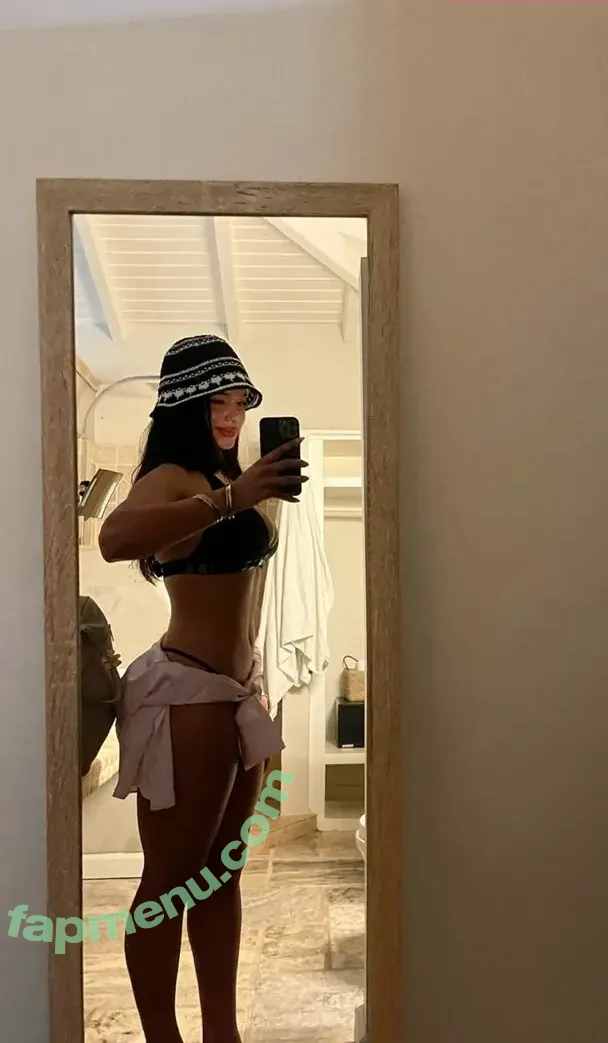 Kiana Dufour nude photo #0146 (Jogadora / kianadufour)