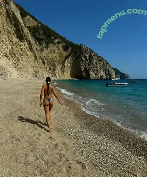 Kiana / kaymoneyyyyyy / kianavi nude photo #0015