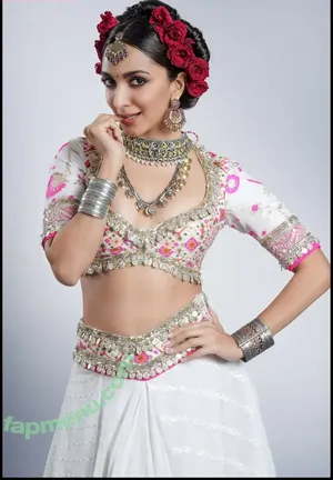 Kiara Advani / kiaraaliaadvani nude photo #0003