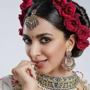 Kiara Advani / kiaraaliaadvani nude photo #0010