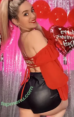 Kiara Louviere / official_yk.its.kiara / yk.its.kiara nude photo #0100