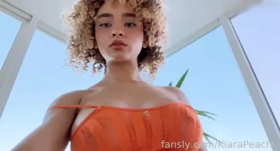 Kiara Peachy /  / KiaraPeach / KiaraPeachy / kiarapeachlegit nude photo #0111