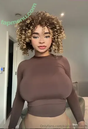 Kiara Peachy /  / KiaraPeach / KiaraPeachy / kiarapeachlegit nude photo #0337