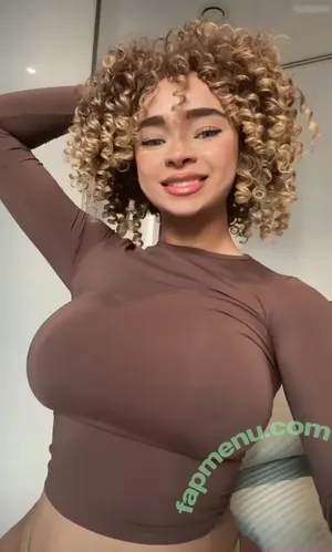 Kiara Peachy /  / KiaraPeach / KiaraPeachy / kiarapeachlegit nude photo #0350