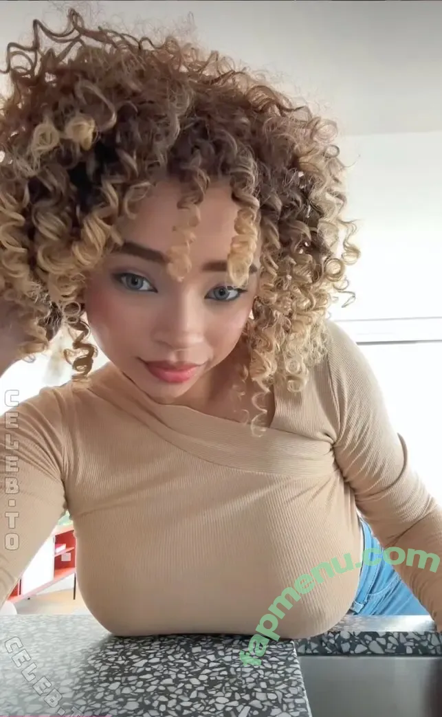 Kiara Peachy nude photo #0445 (kiarapeach / kiarapeachlegit / kiarapeachy)