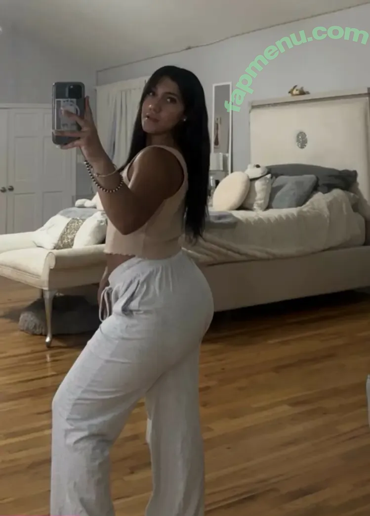 Kiaralise nude photo #0014 (Kiaralise)