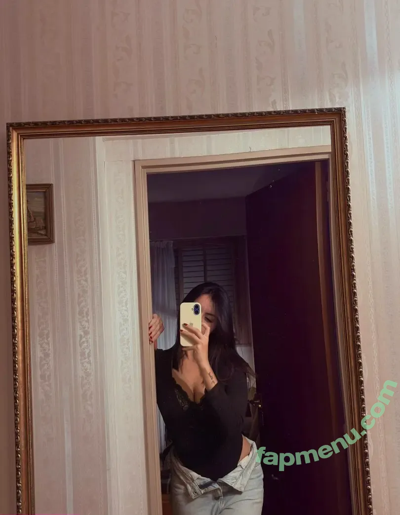kiaratorrent nude photo #0001 (kiaratorrent)