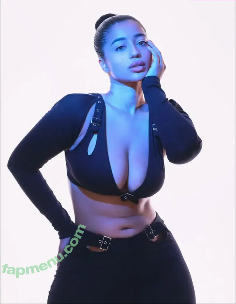 Kiarra Storm nude photo #0141 (kiarra_storm)