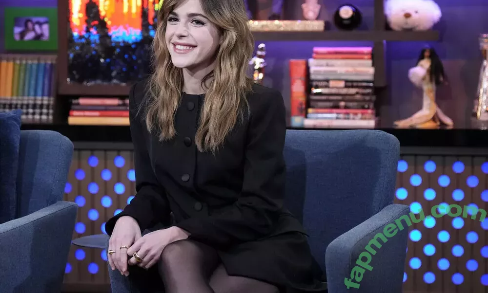 Kiernan Shipka nude photo #2802 (kiernanshipka)