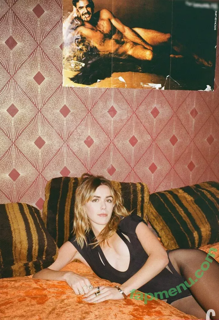 Kiernan Shipka nude photo #2843 (kiernanshipka)