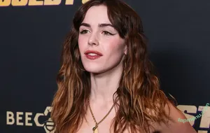 Kiernan Shipka / AdventuresSabrina / kiernanshipka nude photo #3371