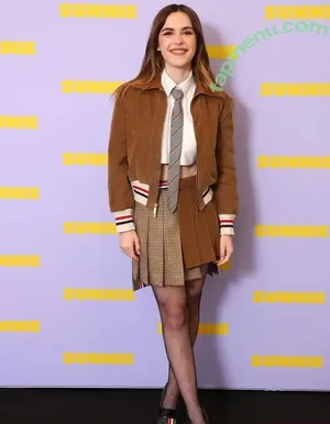 Kiernan Shipka / AdventuresSabrina / kiernanshipka nude photo #3411