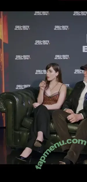 Kiernan Shipka / AdventuresSabrina / kiernanshipka nude photo #3442