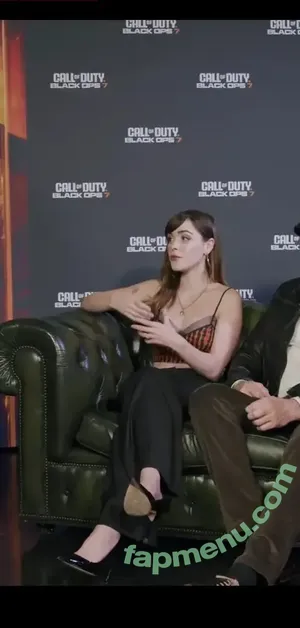 Kiernan Shipka / AdventuresSabrina / kiernanshipka nude photo #3444