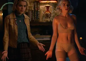 Kiernan Shipka / AdventuresSabrina / kiernanshipka nude photo #3512