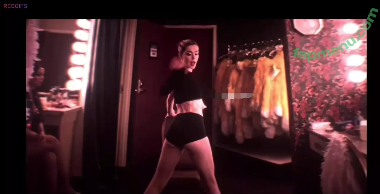 Kiernan Shipka nude photo #3076 (AdventuresSabrina / kiernanshipka)