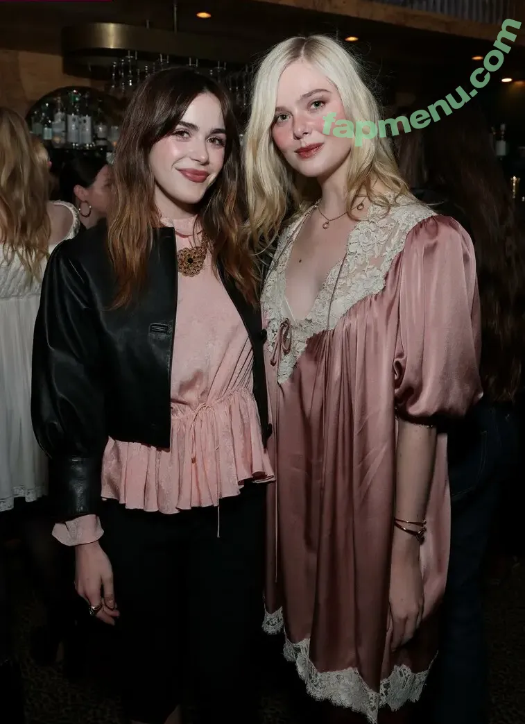 Kiernan Shipka nude photo #3339 (AdventuresSabrina / kiernanshipka)