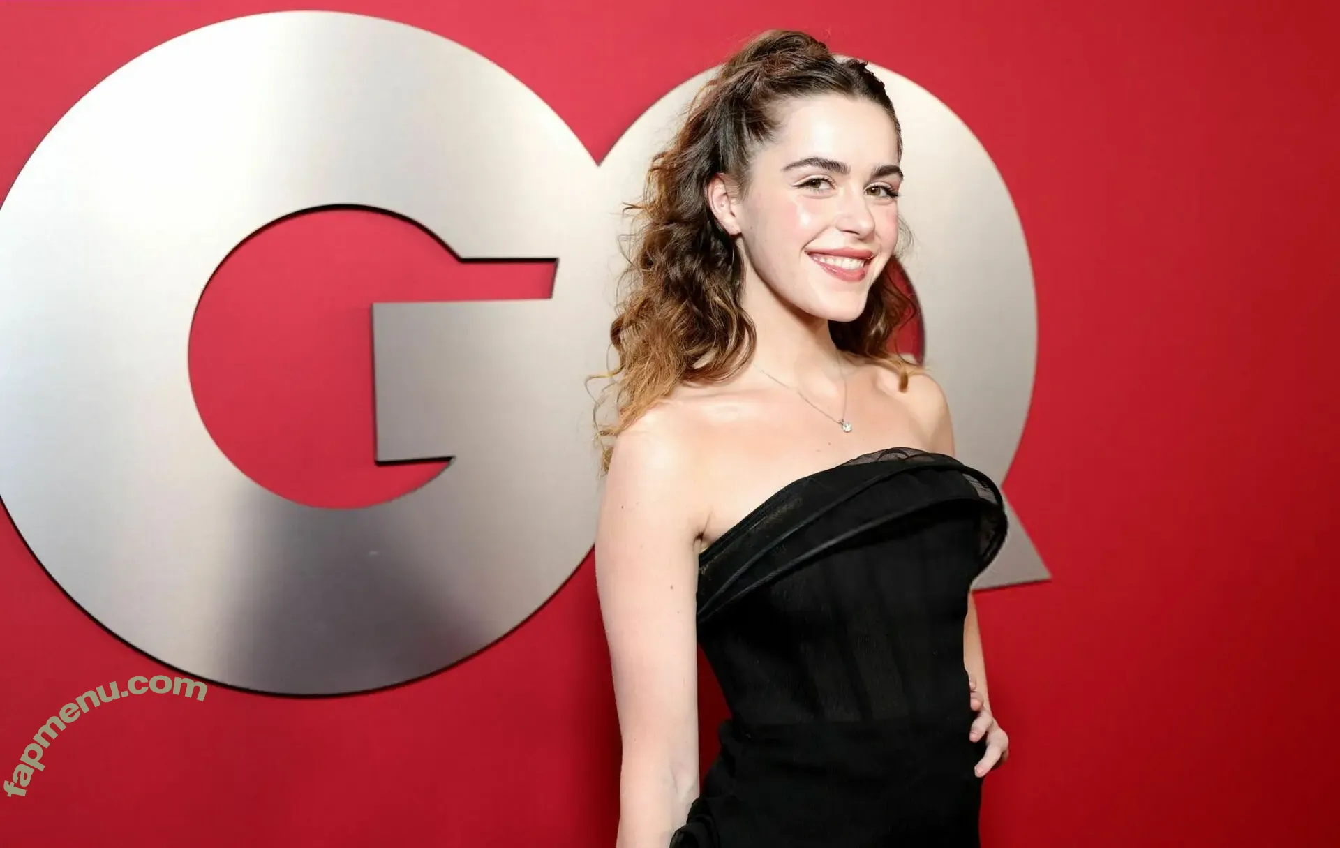 Kiernan Shipka nude photo #3394 (AdventuresSabrina / kiernanshipka)