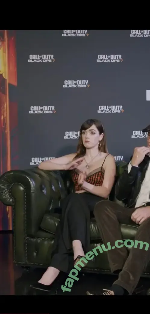 Kiernan Shipka nude photo #3441 (AdventuresSabrina / kiernanshipka)