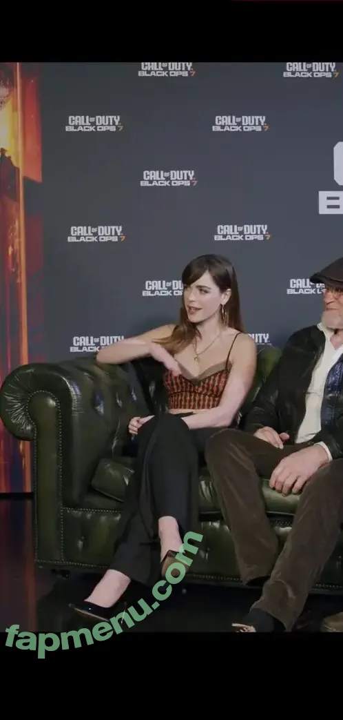 Kiernan Shipka nude photo #3460 (AdventuresSabrina / kiernanshipka)