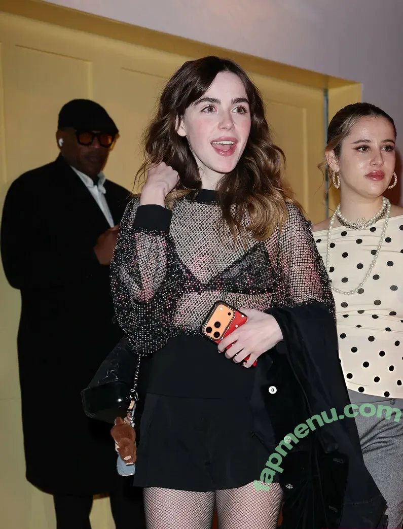 Kiernan Shipka nude photo #3527 (AdventuresSabrina / kiernanshipka)