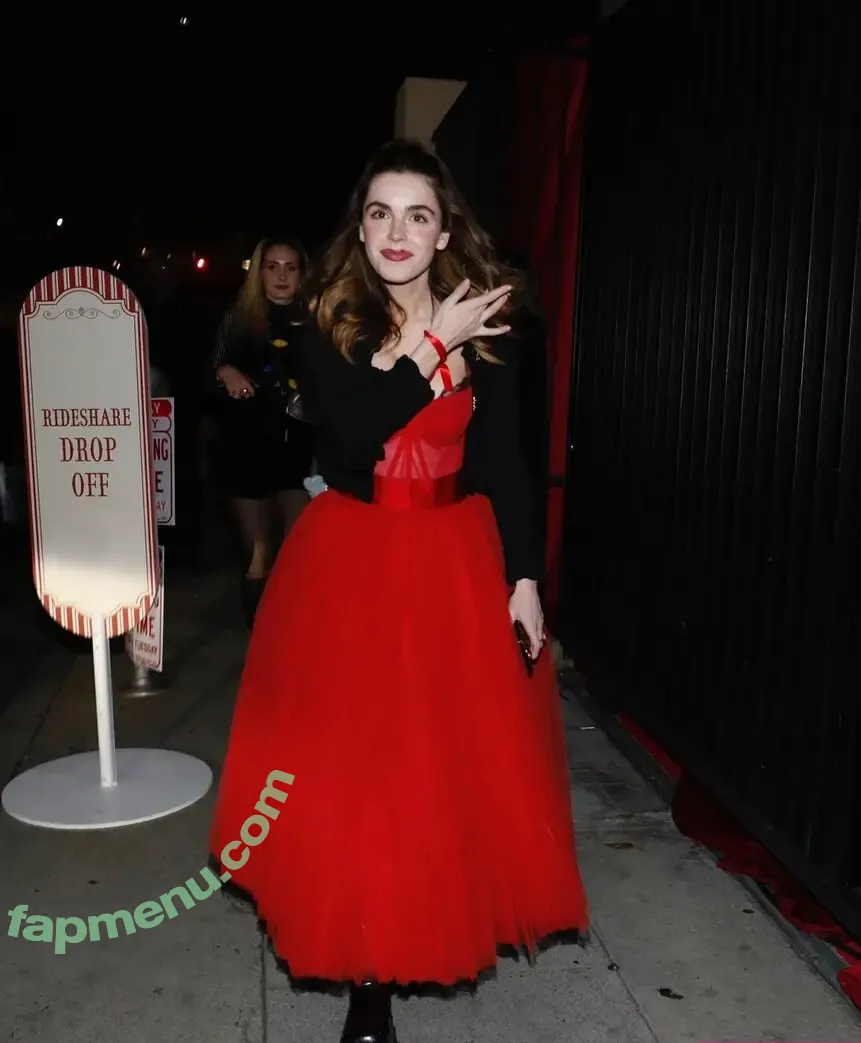 Kiernan Shipka nude photo #3539 (AdventuresSabrina / kiernanshipka)