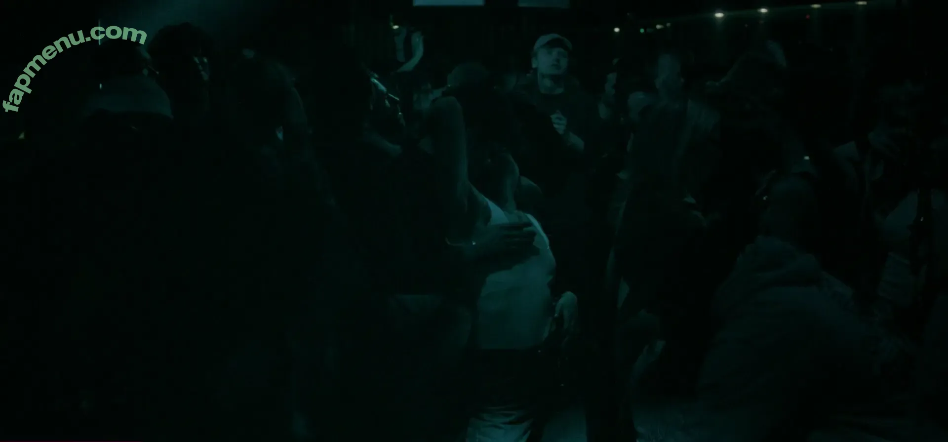 Kiernan Shipka nude photo #3634 (kiernanshipka)