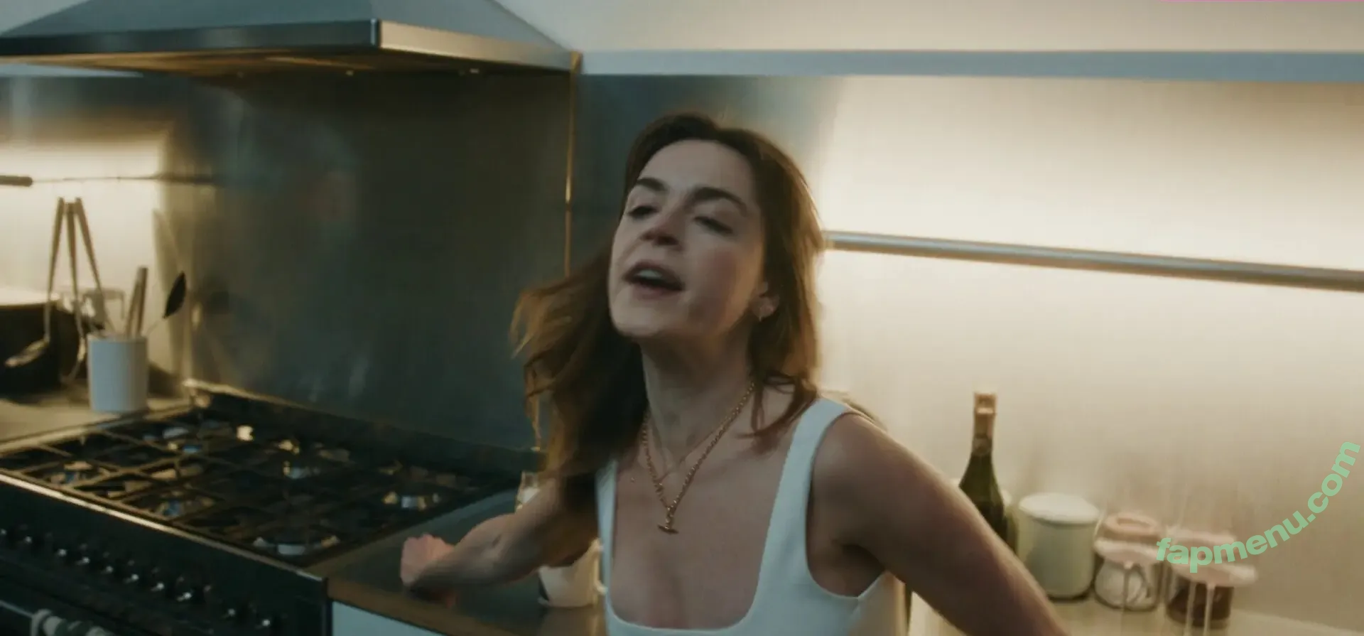 Kiernan Shipka nude photo #3642 (kiernanshipka)