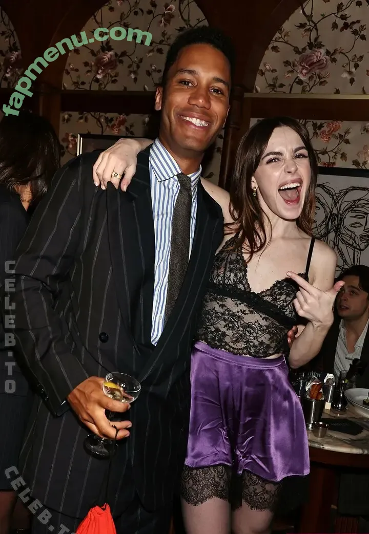 Kiernan Shipka nude photo #3646 (kiernanshipka)