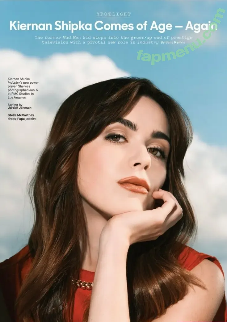 Kiernan Shipka nude photo #3651 (kiernanshipka)