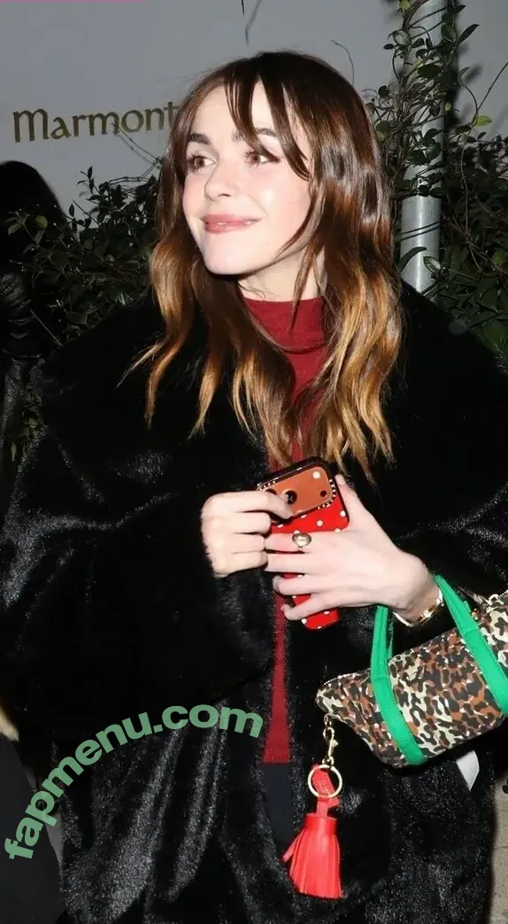 Kiernan Shipka nude photo #3657 (kiernanshipka)