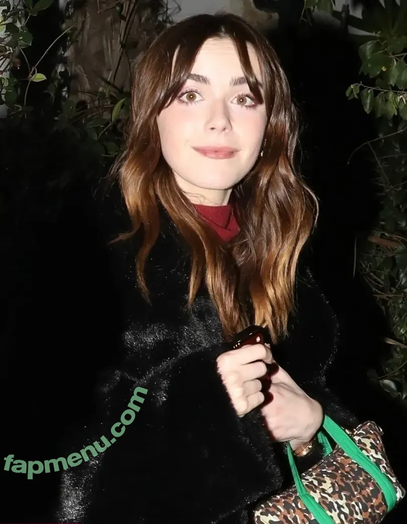 Kiernan Shipka nude photo #3661 (kiernanshipka)