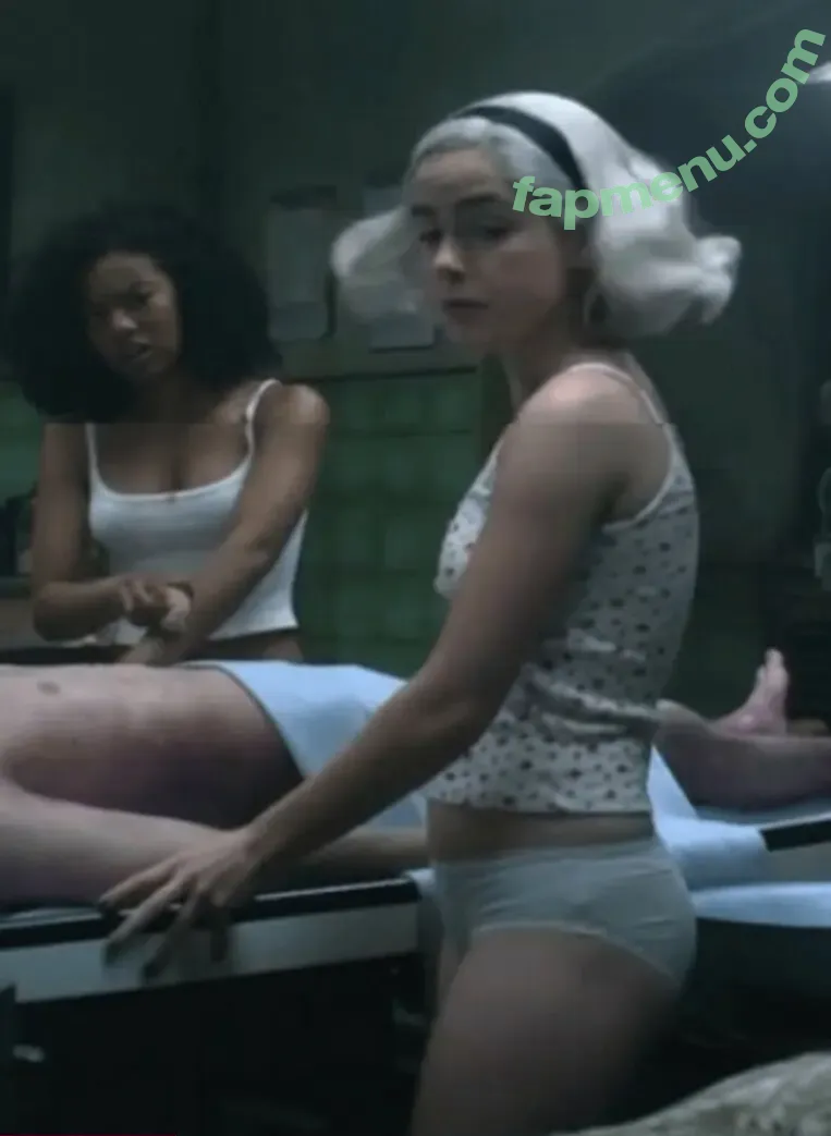 kiernanshipka nude photo #0002 (kiernanshipka)