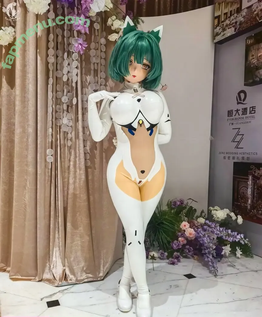 Kigurumi nude photo #0016 (dollified / miku_scratch)