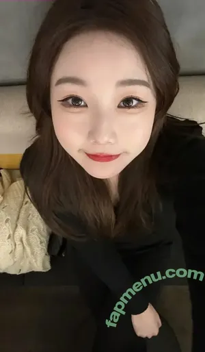 Kiittwy / Athena nude photo #0014