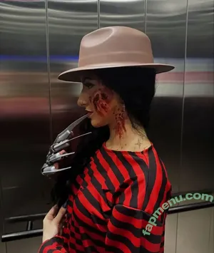 kikavei / Kika.xz nude photo #0003