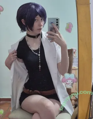 Kiki Glitter Cosplay nude