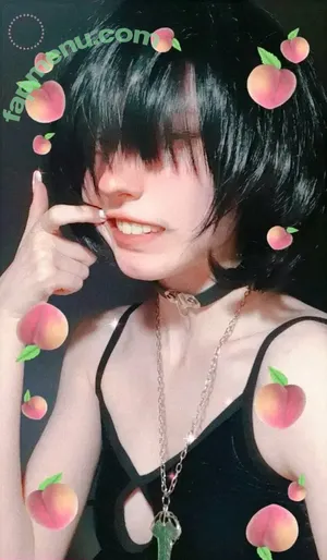 Kiki Glitter Cosplay / KikiGlitterCos / kiki_glitter_cosplay / kikifitcosplay nude photo #0390