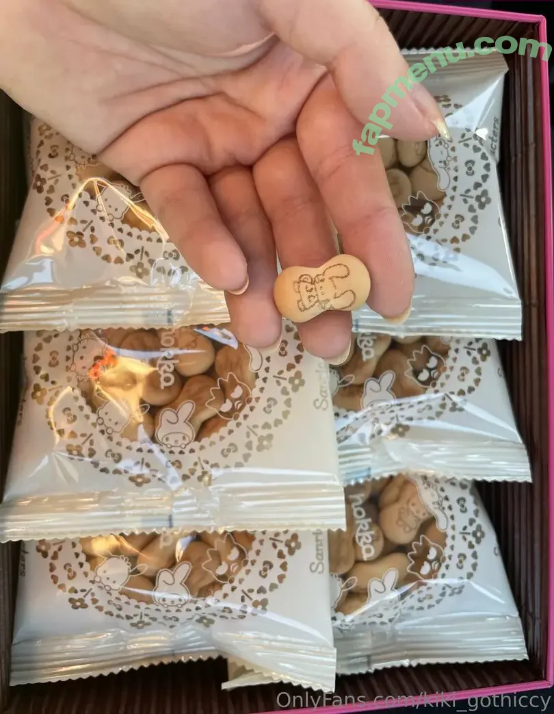 kiki_gothiccy nude photo #0056 (kiki_gothiccy)