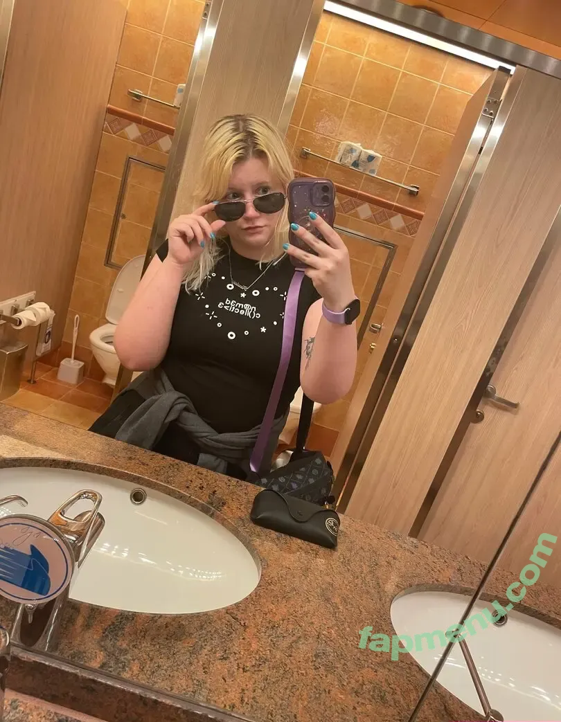 kiki_gothiccy nude photo #0061 (kiki_gothiccy)