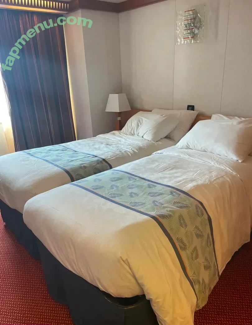 kiki_gothiccy nude photo #0064 (kiki_gothiccy)