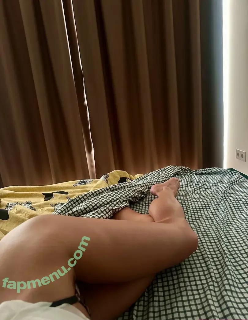 kiki_miia nude photo #0115 (kikimiyayayagitudeeh)