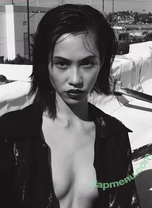 Kiko Mizuhara / i_am_kiko nude photo #0087