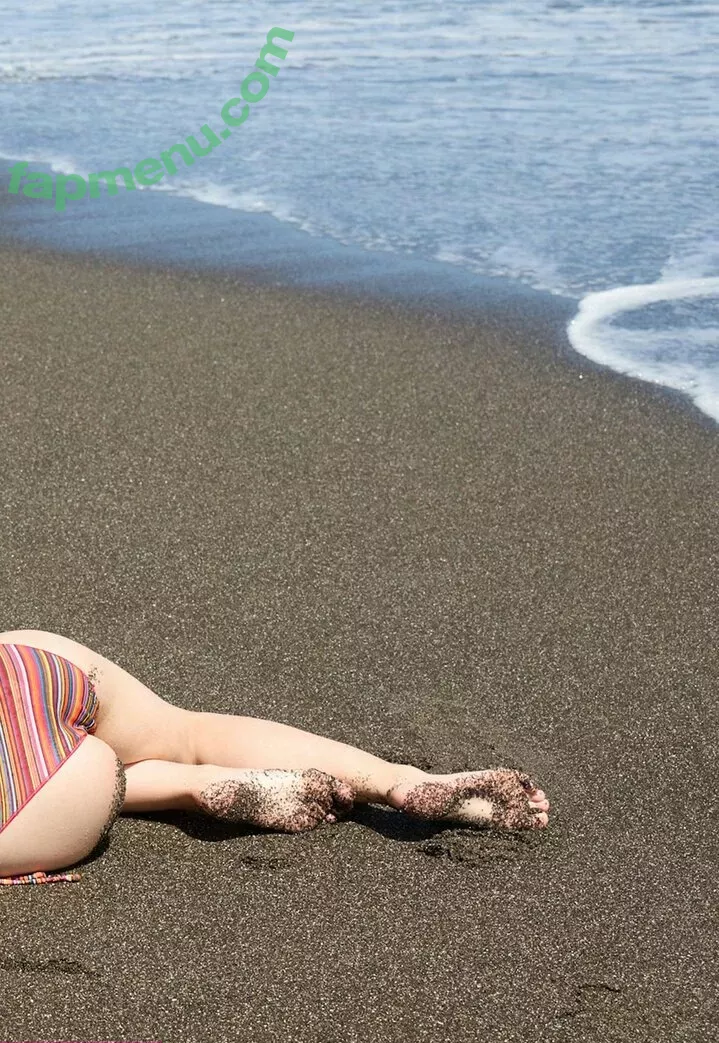 Kikuchi Hina nude photo #0526 (hina_k_1019 / k_hina_1019 / 菊地姫奈)