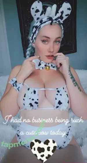  nude photo #0004
